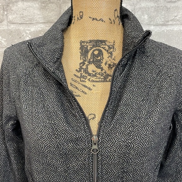 Athleta Black Print Zip Up Jacke - Picture 3 of 9